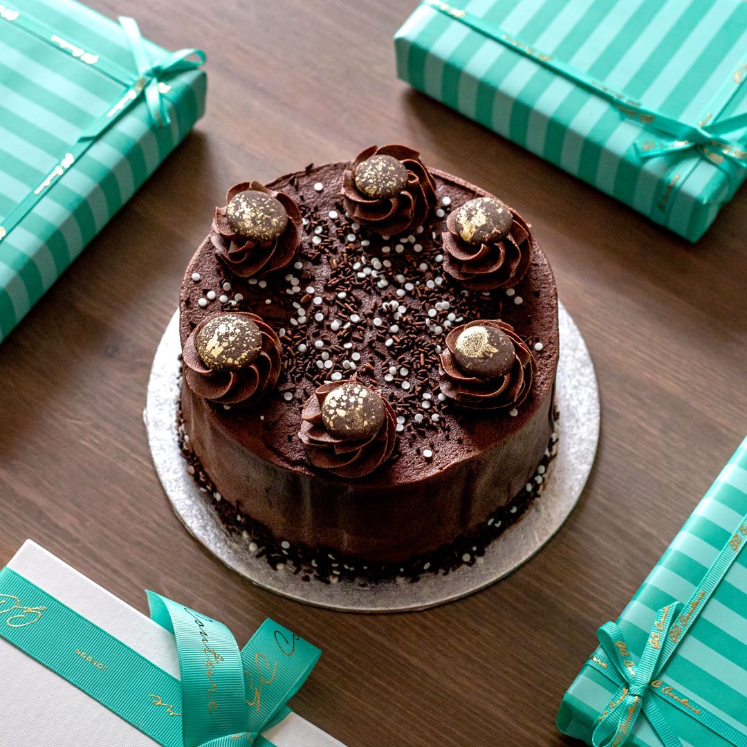 Vegan Birthday Cakes For Delivery UK Next Day | GC Couture